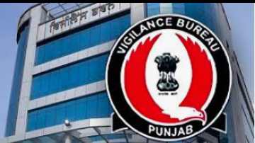 Vigilance-Bureau-Arrests-Constable-For-Taking-Rs-10000-Bribes-For-Effecting-Compromise