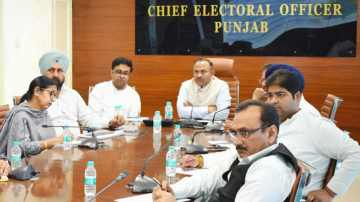 Punjab-Ceo-Holds-Meeting-With-Political-Parties-Apprises-About-Key-Election-Process