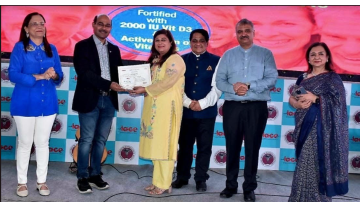 Dr-Suman-Puri-Awarded-For-Exceptional-Excellence-In-The-Field-Of-Gynecology