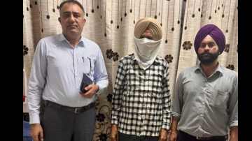 Vb-nabs-asi-for-taking-rs-20-000-bribe-to-submit-challan-in-court
