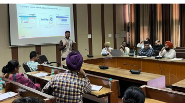 -Sebi-And-The-National-Stock-Exchange-Of-India-Organized-An-Awareness-Seminar-For-Investors-Bachat-Bhawan-Ludhiana-