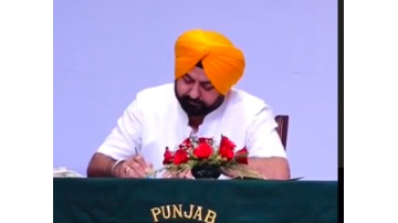 Bhagwant-mann-cm-punjab-cabinet-reshuffle-2024-hardeep-singh-mundian-barinder-goyal-tarunpreet-sondh-dr-ravjot-mohinder-bhagat-take-cabinet-oath-