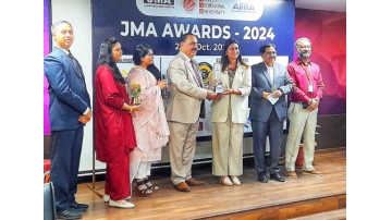 Dr-Palak-Gupta-Bowry-Director-csr-Of-Innocent-Hearts-Honoured-For-The-Contributions-Made-For-The-Welfare-Of-Society-