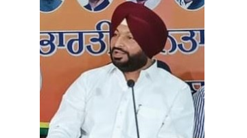 Wrong-Decisions-Of-Punjab-Govt-Responsible-For-Glut-In-State-s-Grain-Market-Union-Minister-Ravneet-Bittu