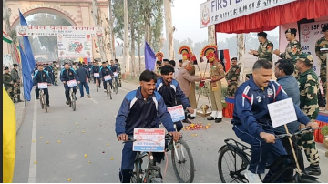 Flagging-Off-Of-Bsf-Cycle-Rally-From-Jcp-Wadhwa-Fazilka-To-Jcp-Attari-Amritsar-Along-The-India-pakistan-Border