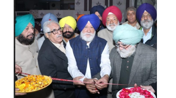 Dr-Sp-Singh-Oberoi-And-Iqbal-Singh-Gill-ips-Inaugurated-sunny-Oberoi-Clinical-Lab-And-Diagnostic-Center-In-Acupuncture-Hospital