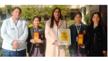 Green-Land-Senior-Secondary-Public-School-Shines-In-Sahodaya-Schools-Inter-school-Hindi-Declamation-Contest