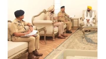 Punjab-To-Recruit-5500-Home-Guards-For-Beefing-Up-Vigil-Stop-Cross-Border-Drug-Smuggling-Cm