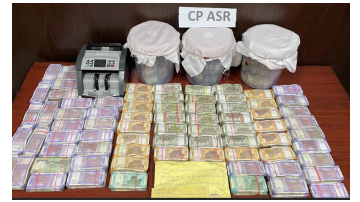 Big-Blow-To-Cross-Border-Smuggling-Networks-Three-Held-With-1-01kg-Heroin-45-19l-Drug-Money-In-Amritsar