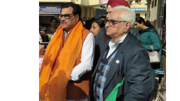 -world-h-i-v-aids-day-2025-aids-prevention-and-control-unit-dr-kotnis-acupuncture-hospital-awareness-rally-against-h-i-v-aids-and-drug-abuse