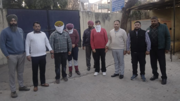 Vigilance-Bureau-Nabs-Two-Senior-Industrial-Promotional-Officers-And-Trade-Assistant-Red-Handed-Accepting-Bribe-Of-Rs-30000