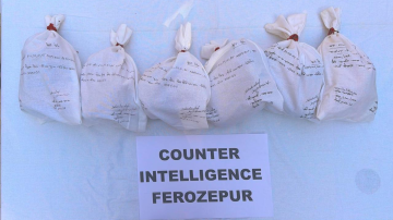Cross-border-Smuggling-Attemt-Foiled-In-Fazilka-6-5kg-Heroin-Recovered
