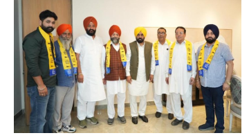Major-Setback-For-Akali-Dal-Bc-Wing-District-President-Sarwan-Singh-Munim-Joins-Aap-Along-With-Supporters