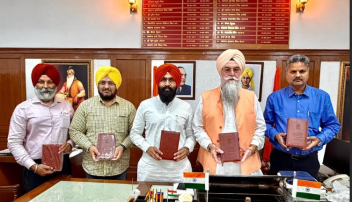 Speaker-Kultar-Singh-Sandhwan-Unveils-Official-Punjab-Vidhan-Sabha-Diary-For-2026