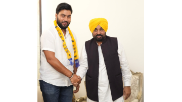 Renowned-Wrestler-Jassa-Patti-Joins-The-Aam-Aadmi-Party
