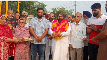 Deputy-Speaker-Jai-Krishan-Singh-Rouri-Inaugurates-Road-In-Village-Moranwali