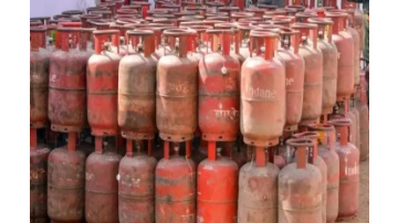 Lpg-Prices-Hiked-Again-Commercial-Gas-Cylinders-Become-Costlier-Increased-By-Rs-42-To-Rs-53-50-Per-Cylinder