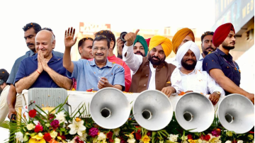 Aap-National-Convenor-Arvind-Kejriwal-Cm-Bhagwant-Singh-Mann-Hold-Roadshow-In-Mohali