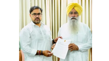 Gurmeet-Khudian-J-k-Minister-Satish-Sharma-Discuss-Inter-state-Collaboration-