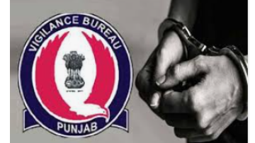 Vigilance-Bureau-Nabs-Patwari-Red-Handed-Accepting-Bribe-Of-Rs-8-000