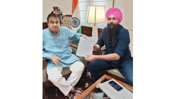 Aap-Mp-Malvinder-Singh-Kang-Meets-Union-Minister-Nitin-Gadkari